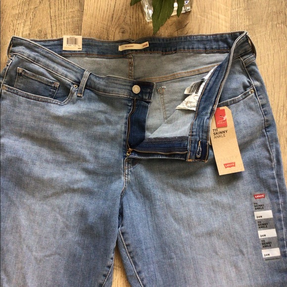 LEVI’S 711 SKINNY ANKLE PLUS SIZE MID~RISE🎀🎀 - Picture 4 of 11